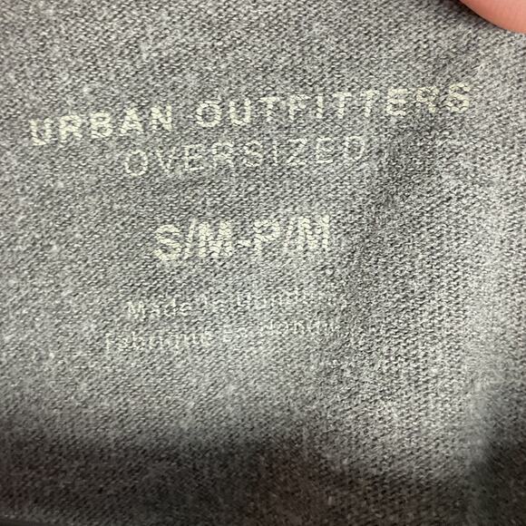 Urban Outfitters Oversized Distressed Tee Feed Your Curiosity Small Medium Grey - Picture 9 of 12